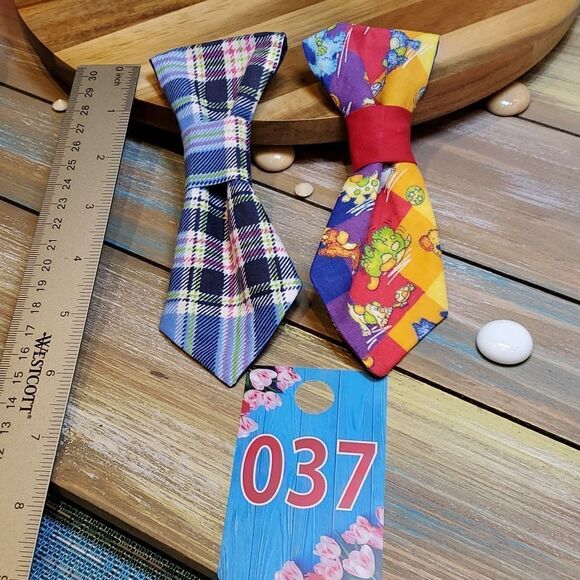 #37  Two Dog Ties, Sz Small 6", Blue Plaid & Rainbow Dogs - Picture 1 of 1